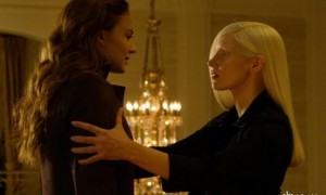 《X战警：黑凤凰》公布新海报 爱人镭射眼大义灭亲？